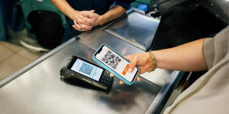 Pix se consolida como principal meio de pagamento entre pequenos empreendedores brasileiros 