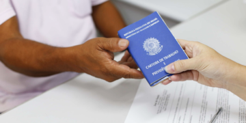Estudo revela os benefícios trabalhistas que mais geram dúvidas entre brasileiros