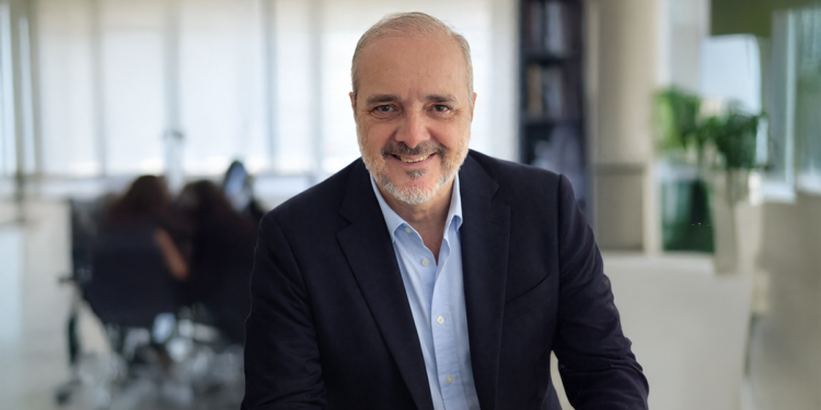 Luis Cláudio Silva é Sócio-Fundador da MundoCoop