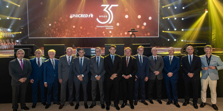 Unicred Raízes celebra 35 anos sendo referência nacional em crescimento, solidez e governança 1 Unicred Raízes celebra 35 anos sendo referência nacional em crescimento, solidez e governança