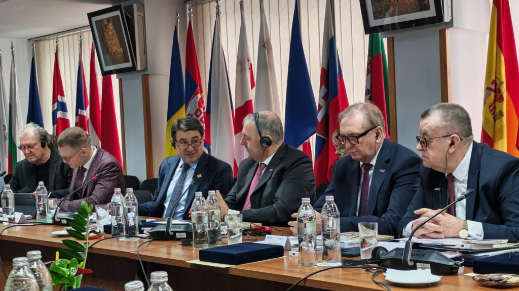 Cooperativas de quatro continentes debatem formação de lideranças e turismo cooperativo em fórum na Bulgária 4 1772715456082 copiar