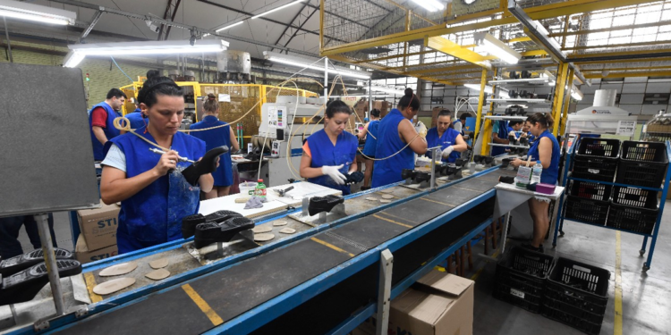 Manifesto pela redução da jornada de trabalho é apresentado ao Senado