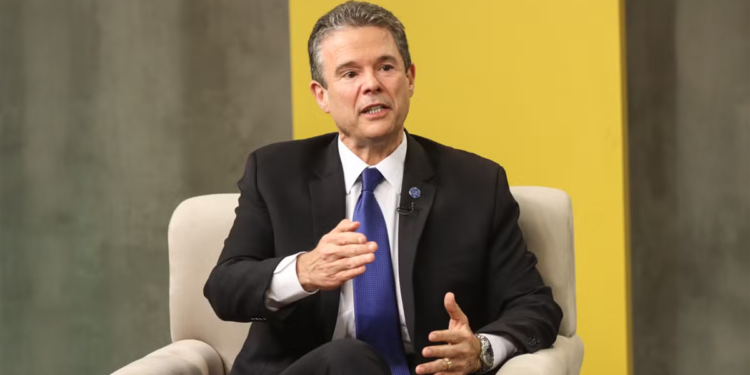 André de Paula assume Ministério da Agricultura