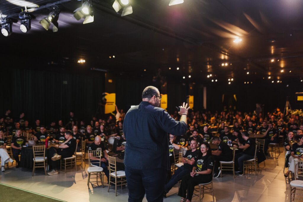 Quinto Workshop de Negócios consolida resultados e abre nova etapa estratégica 3 CARROSSEL 1 2