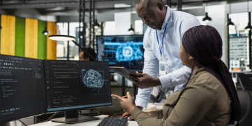 CEOs de IA adotam tecnologia como extensão do trabalho e contratam especialistas para democratizar uso nas equipes