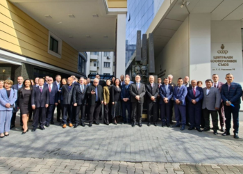 Cooperativas de quatro continentes debatem formação de lideranças e turismo cooperativo em fórum na Bulgária