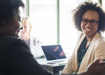 Encantar para permanecer: por que a experiência virou fator decisivo para as cooperativas