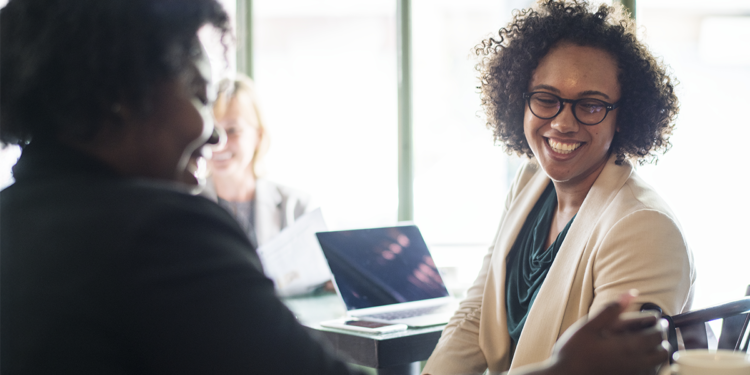 Encantar para permanecer: por que a experiência virou fator decisivo para as cooperativas