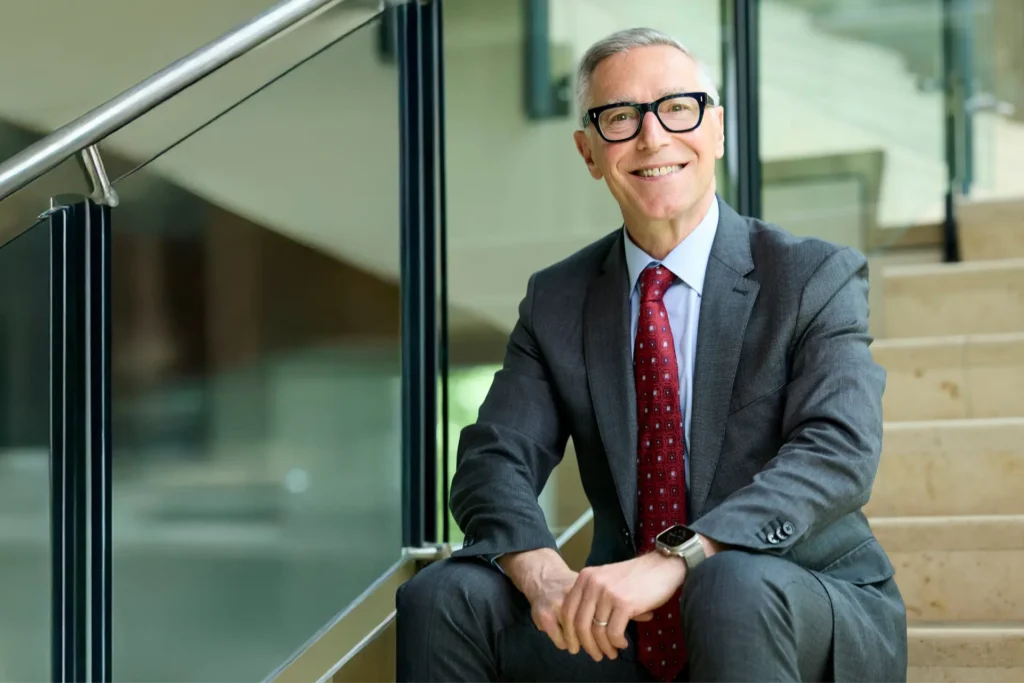 Liderança na era da IA exige mais mentalidade do que capital, afirma reitor da MIT Sloan 2 Dean Richard Locke