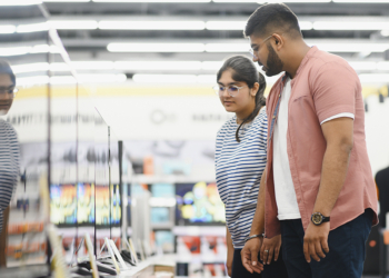 Inflação registra em março maior alta em 1 ano e salta para 4,14% em 12 meses