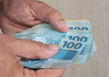 Mercado eleva projeções da inflação a 4,31% e da Selic a 12,50% em 2026