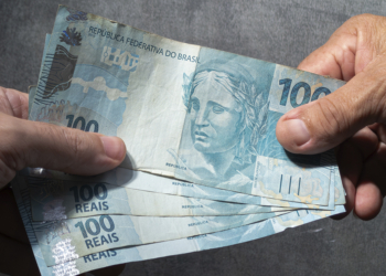 FMI reduz projeção da economia global para 3,1% em 2026, mas eleva PIB do Brasil de 1,6% para 1,9%