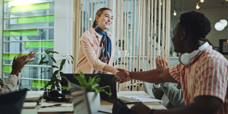 Sistema cooperativo Sicoob alcança resultado recorde de R$ 11,2 bilhões em 2025