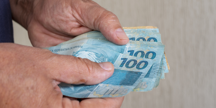 Mercado eleva projeções da inflação a 4,31% e da Selic a 12,50% em 2026