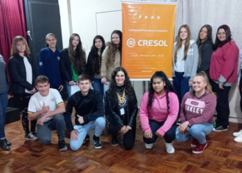 Cresol reúne mais de 2 mil jovens em projeto Juventude Conectada em 18 estados brasileiros