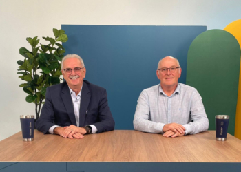 Sergio Cadore, presidente do conselho de administração (esquerda) e Marcelo Cestari, diretor executivo da Viacredi (direita) - Foto por Ivan Corrêa Fotografias