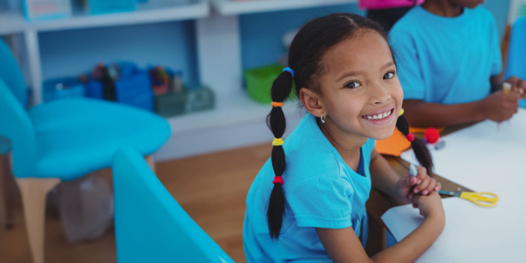 Dia Internacional da Educação: cooperativismo ganha escala e reforça impacto educacional