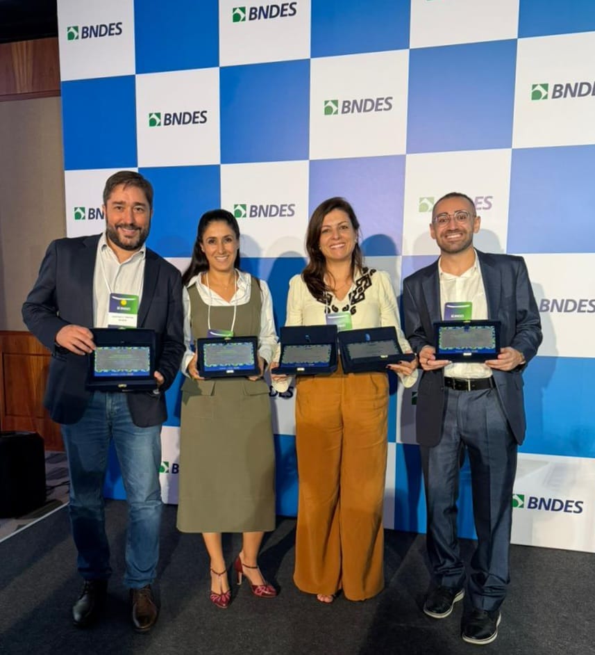 Cooperativas financeiras ampliam protagonismo em premiação do BNDES 2 transferir 2