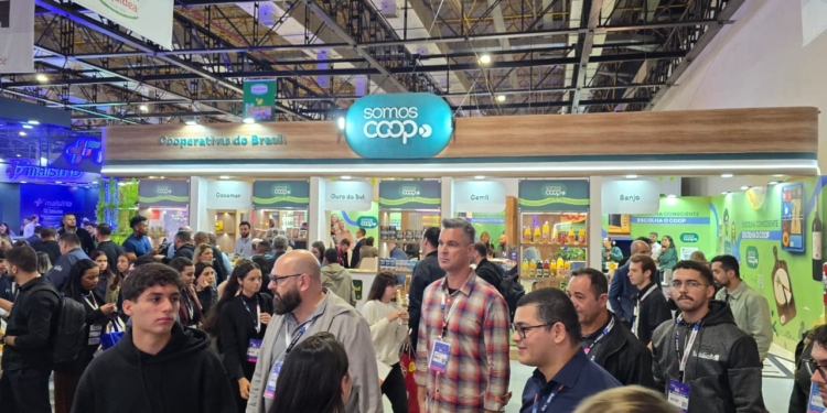Cooperativas ampliam visibilidade do setor na APAS SHOW 2026 1 01 estande ocb coletivo