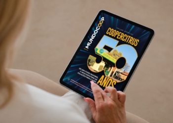 Do campo às plataformas digitais: a nova edição da Revista MundoCoop está no ar! 3 Do campo às plataformas digitais: a nova edição da Revista MundoCoop está no ar!