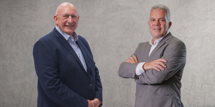 Eleição reconduziu Otelo Castellani Filho à presidência e definiu Elton Pereira Cardoso como novo vice-presidente do Conselho de Administração. (Foto: Assessoria/CrediSIS)