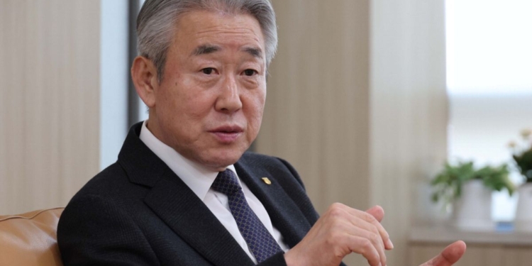 Hodong Kang é presidente da OACI