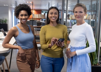 Cooperativistas baianas apresentam cinco projetos de protagonismo feminino em imersão na Colômbia