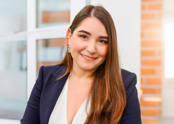 Crédito digital avança e leva bancos a automatizar a gestão de documentos - Juliana Bauer Lomonaco Quinto é Gerente de Marketing da Access para Latam 3 Juliana Bauer Lomonaco Quinto é Gerente de Marketing da Access para Latam