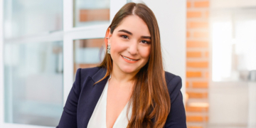 Crédito digital avança e leva bancos a automatizar a gestão de documentos - Juliana Bauer Lomonaco Quinto é Gerente de Marketing da Access para Latam 9 Juliana Bauer Lomonaco Quinto é Gerente de Marketing da Access para Latam