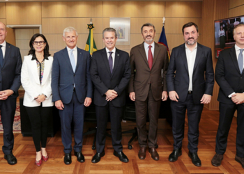 Ministério da Agricultura avança diálogo com a Itália sobre o setor cafeeiro