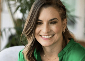 Juliana Sandano é Superintendente de Marketing, Experiência e Estratégia Digital da Unicred do Brasil