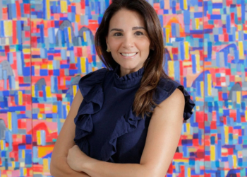 Denise Porto Hruby é CEO do IAB Brasil