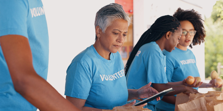Relatório da Co-operatives UK aponta que cooperativas de assistência social reinvestem sobras em inovação e salários justos