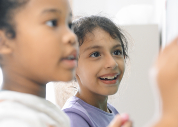 Cooperativas escolares argentinas mobilizam alunos da educação básica para solucionarem problemas locais