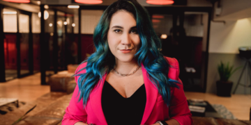 A gente compra online, mas não aprendeu a comprar ao vivo - Cynthya Rodrigues é Professora de pós-graduação em game 8 Cynthya Rodrigues é Professora de pós-graduação em game
