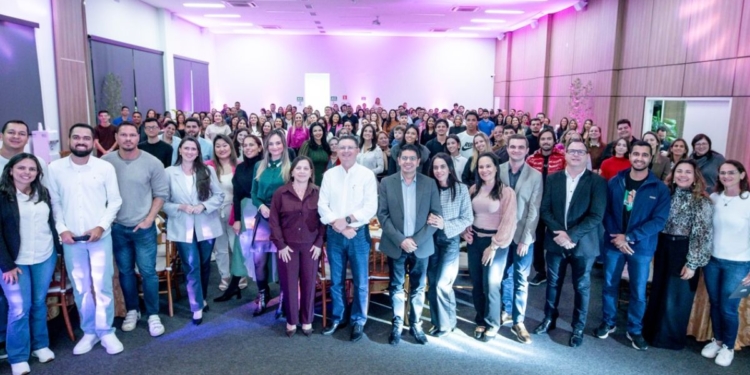 Comitês Mulher e Jovem da Sicredi Rio Paraná realizam encontro para debater sobre IA e formação política 1 Comitês Mulher e Jovem da Sicredi Rio Paraná realizam encontro para debater sobre IA e formação política