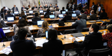 CCJ do Senado aprova PEC que dá autonomia financeira ao Banco Central e inclui PIX na Constituição | Foto: Marcos Oliveira/Agência Senado