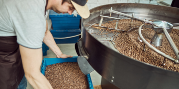 Cooperativas de Minas Gerais respondem por 29% do café produzido no Brasil e movimentaram R$ 66,8 bilhões em 2025