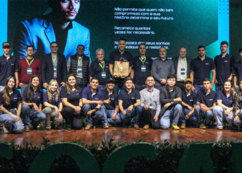 CooperLíder Jovem 2026 reúne jovens cooperados do PR para discutir papel das novas gerações no agronegócio 2 CooperLíder Jovem 2026 reúne jovens cooperados do PR para discutir papel das novas gerações no agronegócio