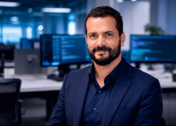 Mauricio Rodrigues é CEO da ESGreen, plataforma brasileira de infraestrutura de dados ESG com mais de 50 instituições financeiras atendidas.