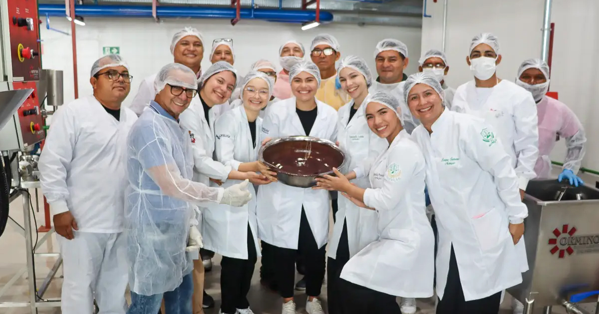 Parque de Bioeconomia da Amazônia fortalece cooperativas com curso de beneficiamento de polpas de frutas no Pará