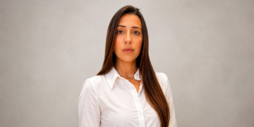 Simone de Carlos é consultoria de TI na ABC71