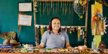 Cooperativas no Pará ampliam renda com biojoias e reaproveitamento de resíduos do açaí 8 Cooperativas no Pará ampliam renda com biojoias e reaproveitamento de resíduos do açaí