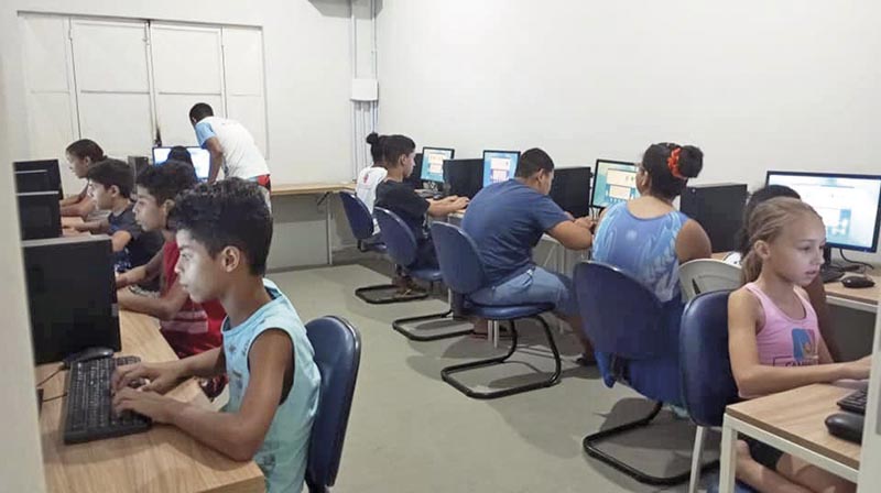 Cooperativas de São Gabriel da Palha (ES) apoiam taekwondo, futsal e oficinas para 250 crianças em projetos sociais 4 COMPUTACAO copiar