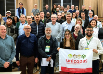Cooperativismo solidário debate transição energética com 74 cooperativas e 200 mil famílias no RS 2 Cooperativismo solidário debate transição energética com 74 cooperativas e 200 mil famílias no RS