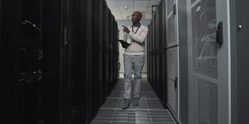 Investidores internacionais propõem data center no PR e negócios com cooperativas agropecuárias