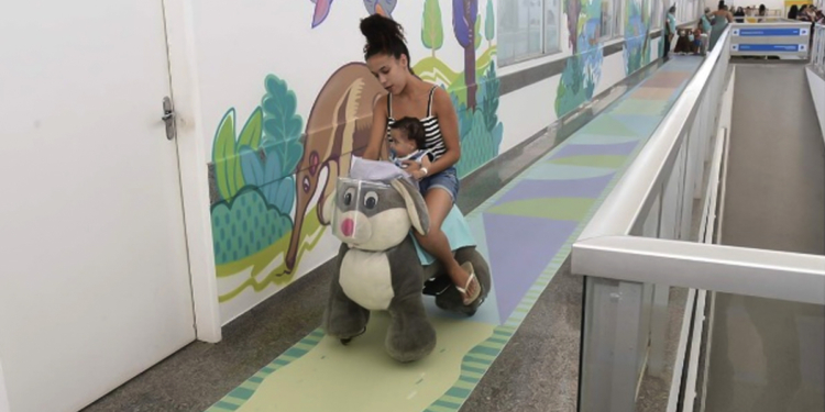 Projeto Sorrisos em Tela do Hifa recebe TVs e brinquedoteca vertical com apoio do Fundo Social da Sicredi União RS/ES 1 Projeto Sorrisos em Tela do Hifa recebe TVs e brinquedoteca vertical com apoio do Fundo Social da Sicredi União RS/ES