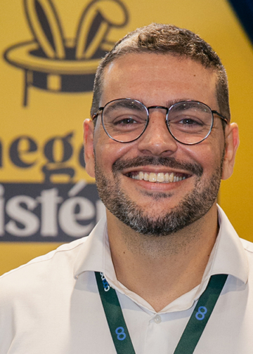 Marcos Alves é cofundador e Chief Revenue Officer (CRO) da Ubots