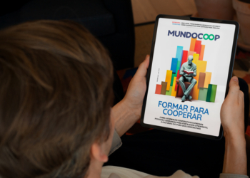Entre aprender e sustentar o propósito | A nova edição da Revista MundoCoop está no ar!
