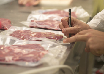 Brasil atinge 90% da cota de carne para a China